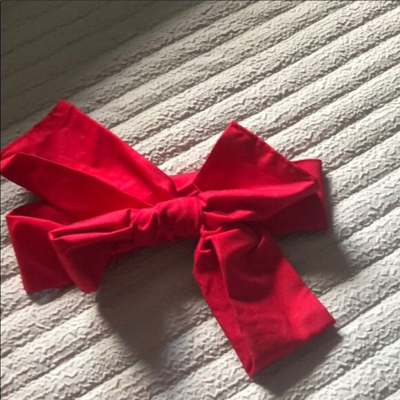 Child’s size 6 swim suit. - Picture 4 of 6